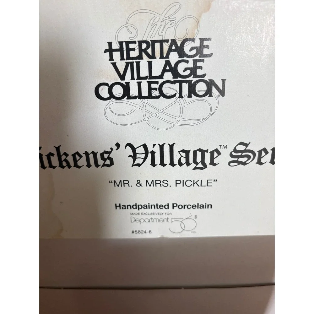Department 56 Dickens Village OS Cottage Multicolor Mr & Mrs Pickle 5824-6